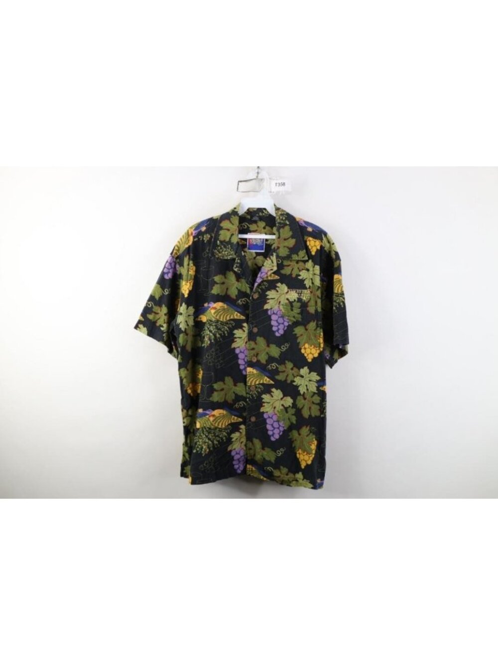 Vintage 90s Y2K Mens Large Rayon Gabardine Wine Vineyard Collared Button Shirt